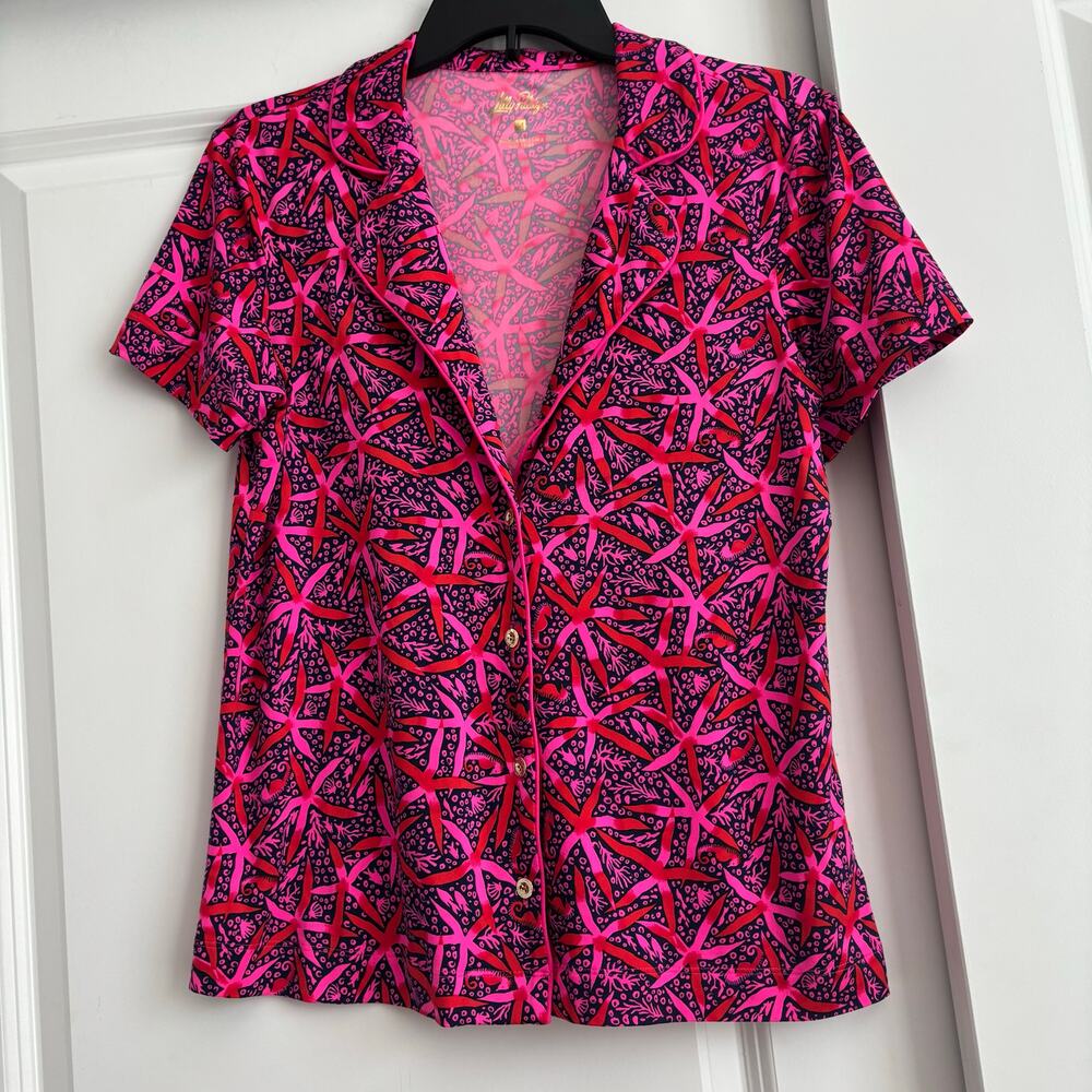 NWOT Lilly Pulitzer Pajama Button-Up Top Pink Starfish Size M Medium Lounge